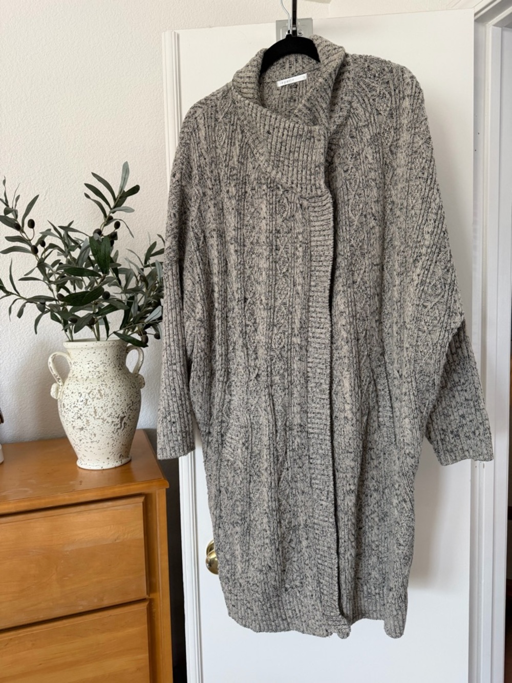 Regatta Cozy Gray Cable Knit Cardigan Sweater Size 12